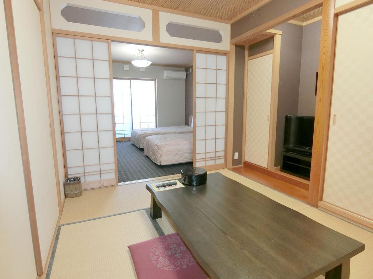 Yurakuan Miyazaki Hotel Eksteriør billede