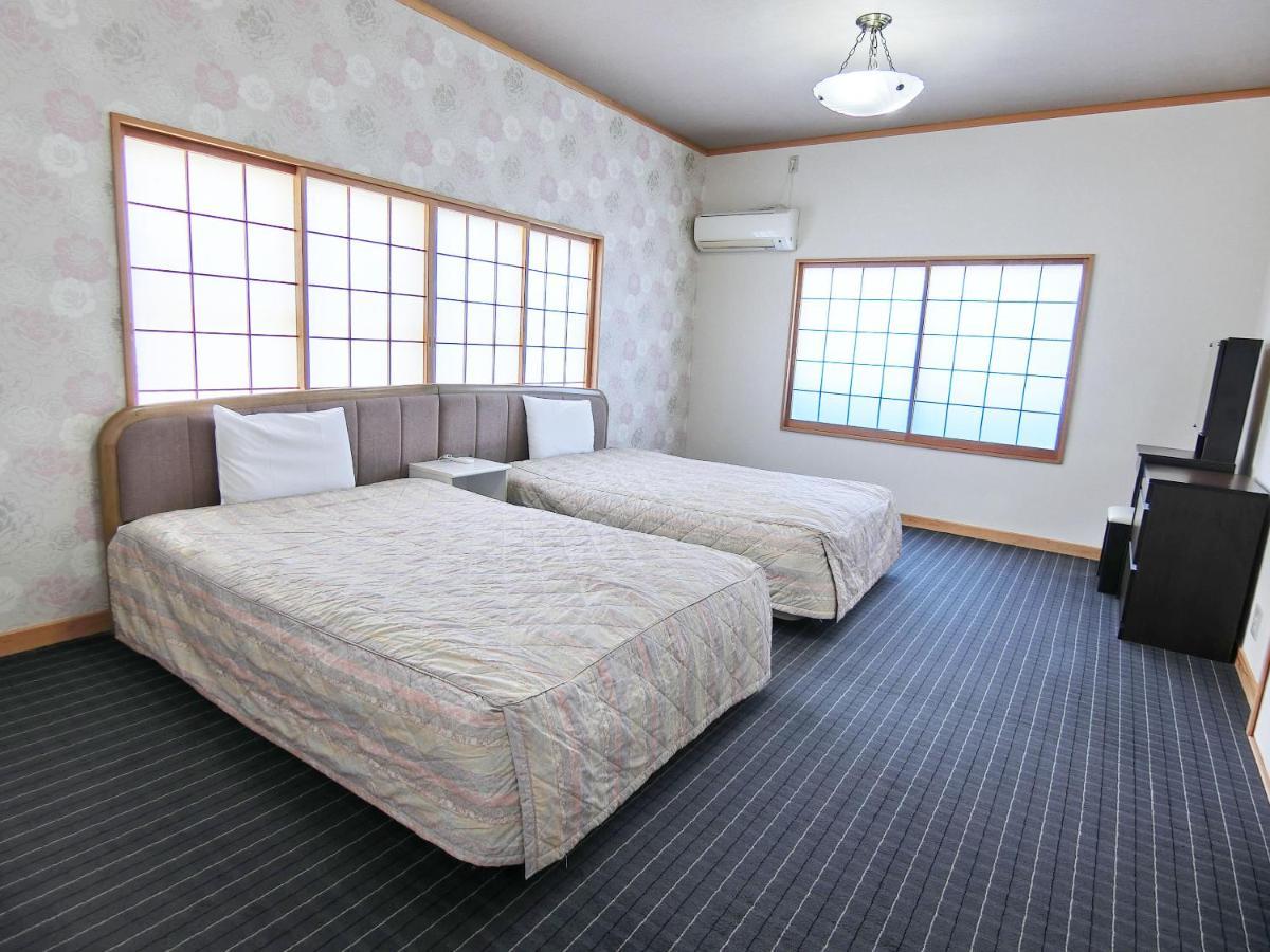 Yurakuan Miyazaki Hotel Eksteriør billede