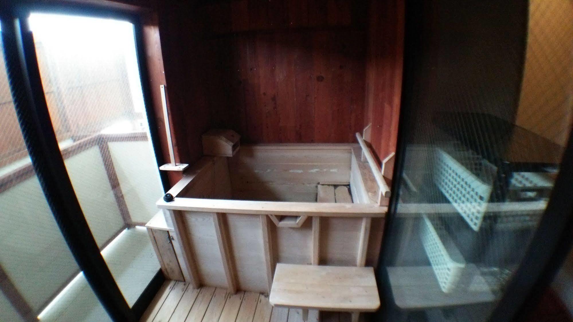 Yurakuan Miyazaki Hotel Eksteriør billede